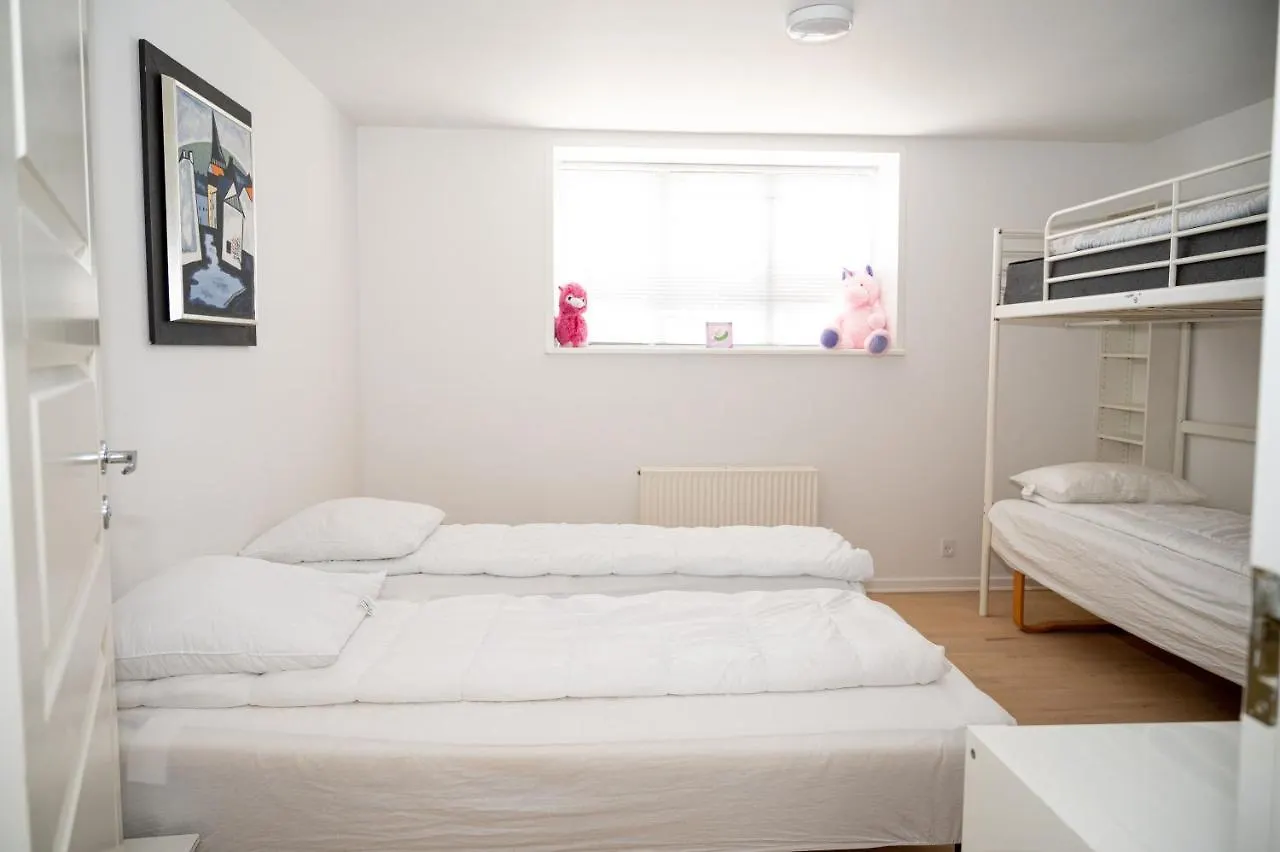 300 Meter Walk To Lego House - 80M2 Two Bedroom Apartment With Garden - Unit B Billund 0*,  Denmark
